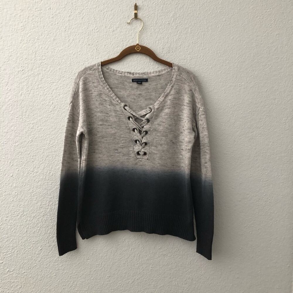 American Eagle Ombré Grey Sweater Lace Up